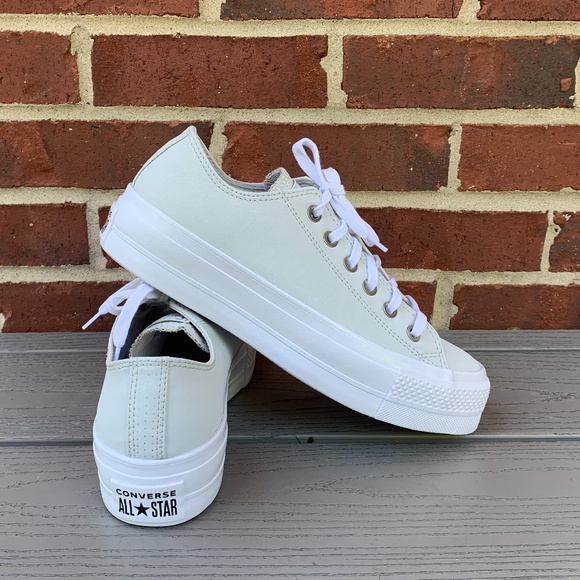 Converse Shoes - Chuck Taylor All Star Platform Leather Sneaker